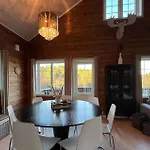 5 Bedroom Cozy In Ferienhaus