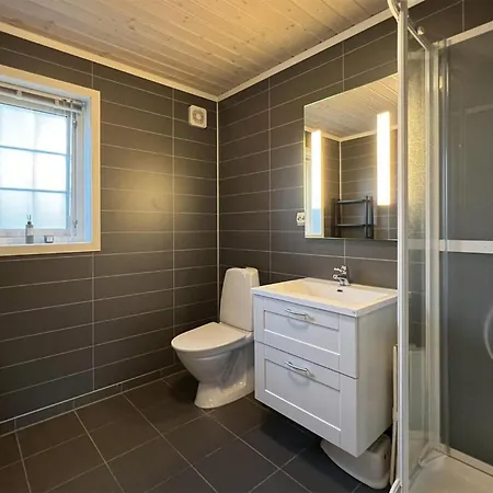 4 Bedroom Beautiful In *